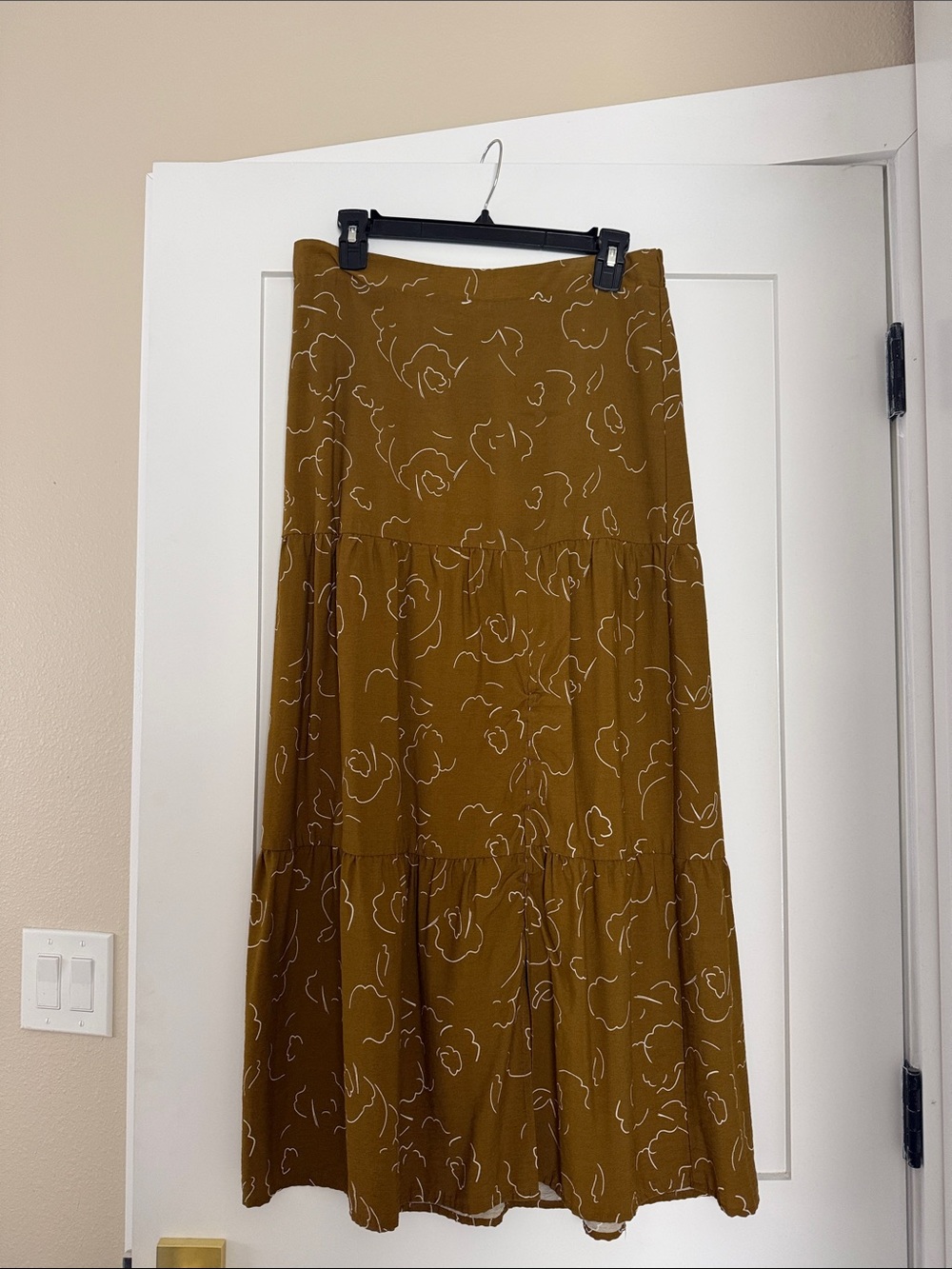 Nine West Mustard Tiered Maxi Skirt with White Floral Line Print